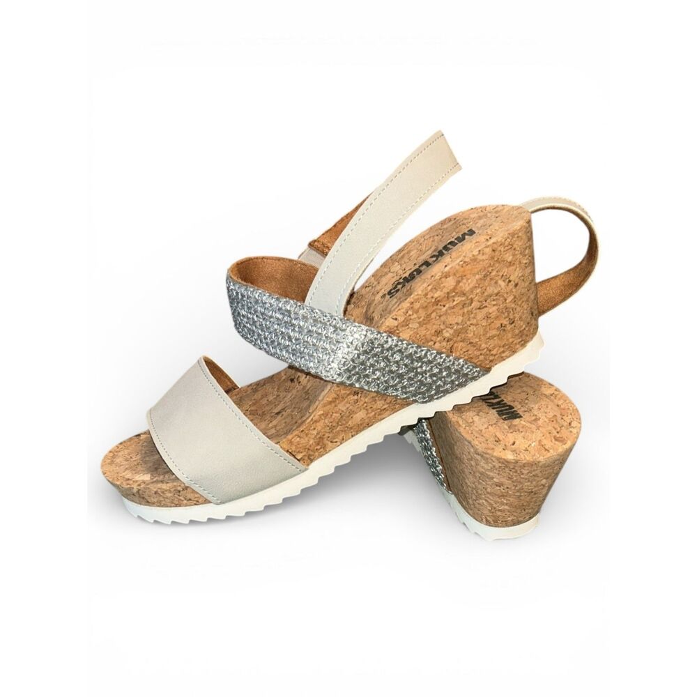 MUK LUKS Silver Glitter Cork Wedge Sandals Women’s 7 White Strappy Platform